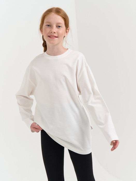 Товар молочного цвета с внутренней стороны