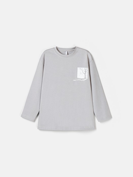 лонгслив оверсайз "туман" с принтом 7+ от бренда bungly вид слева
