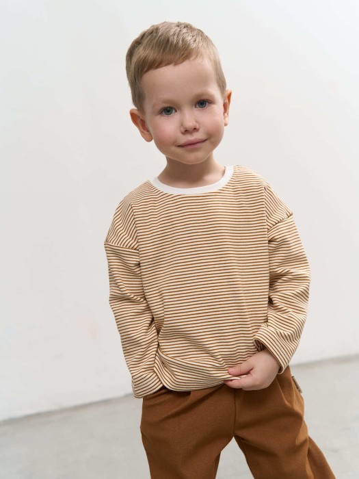 Товар экрю цвета с внутренней стороны