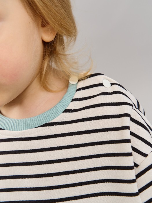 лонгслив "полоска гроза" 0+ по цене 1199 руб вид справа