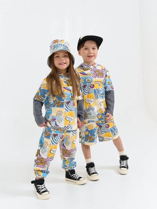 лонгслив с капюшоном "comic hero" повседневного стиля с лицевой стороны