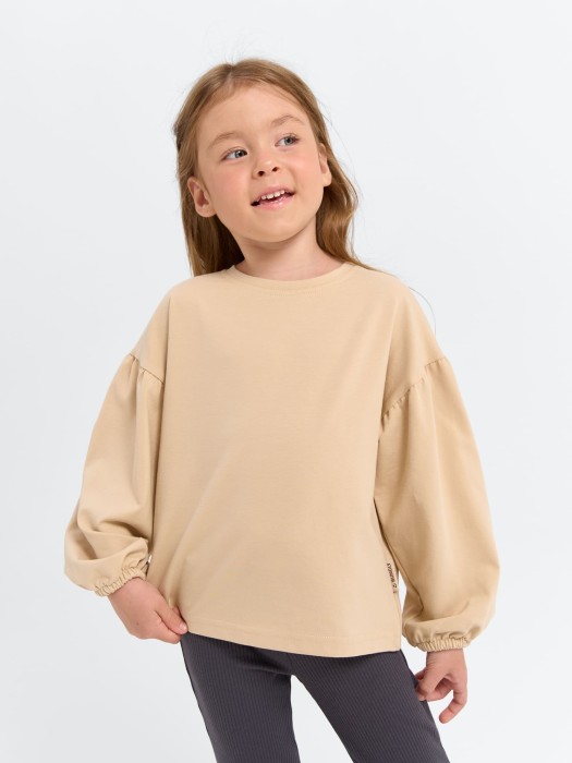 лонгслив с объемными рукавами "крем-брюле" из россии вид сбоку