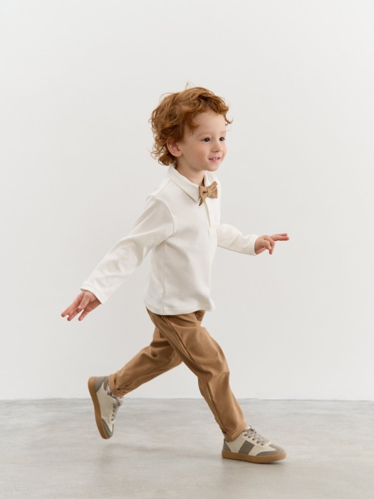 лонгслив с воротником поло "экрю" 0+ по цене 1279 руб вид справа