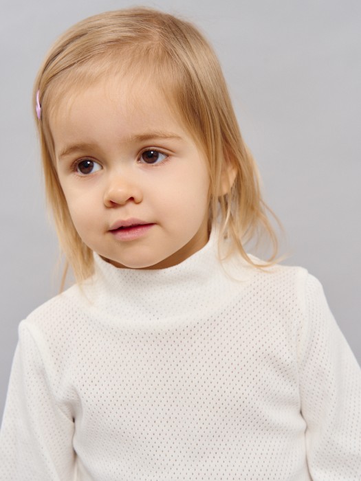 лонгслив с воротником-стойкой "молоко" из ажурного хлопка 0+ из хлопка спереди