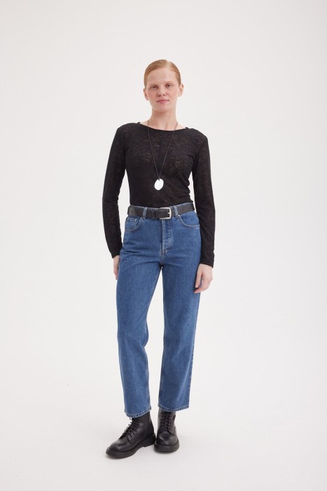 Товар угольного цвета с внутренней стороны