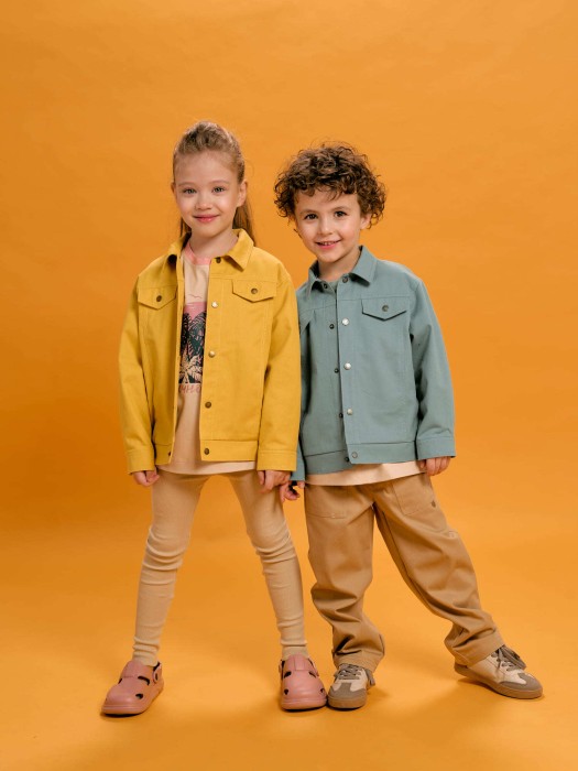 Товар крем-брюле цвета с внутренней стороны