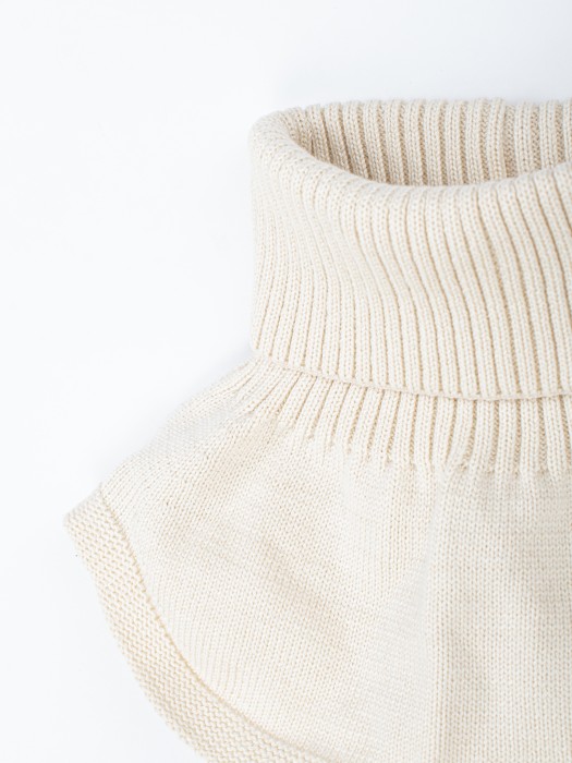 манишка хлопковая "молоко" по цене 1199 руб вид справа