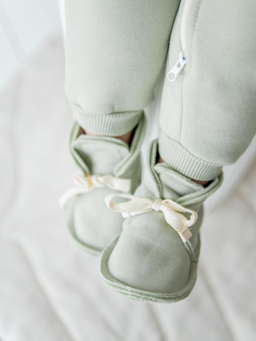 моксы "шалфей" утепленные 0+ от бренда bungly вид слева