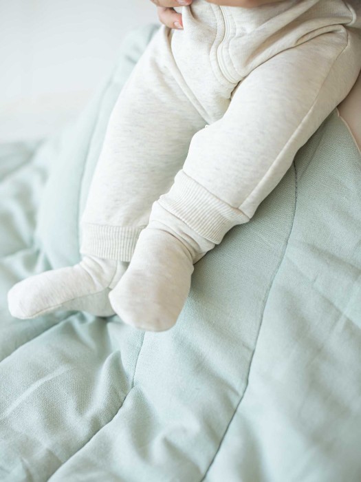 носочки из футера "ванильный пудинг" 0+ от бренда bungly вид слева