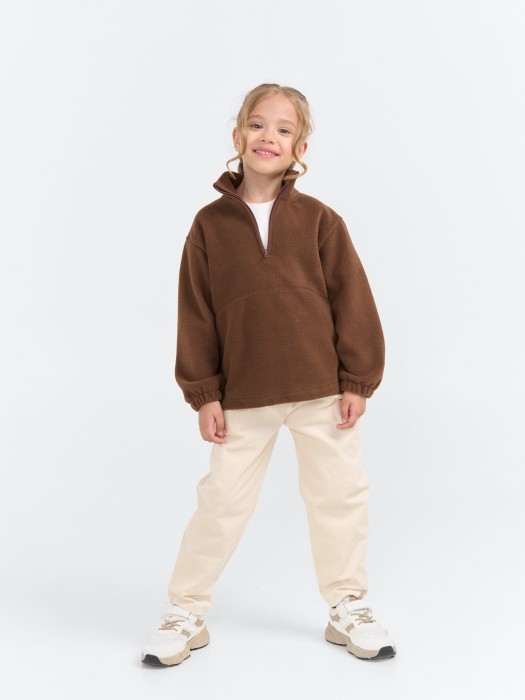 Товар шоколадного цвета с внутренней стороны