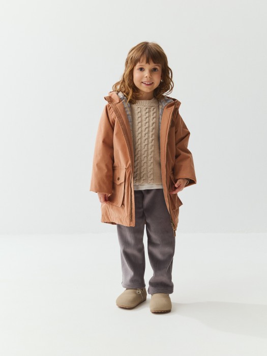 парка демисезонная "щербет" от бренда bungly вид слева