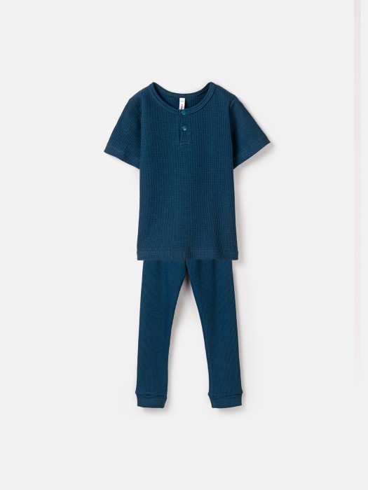 пижама из вафельной ткани "атлантика" с коротким рукавом от бренда bungly вид слева