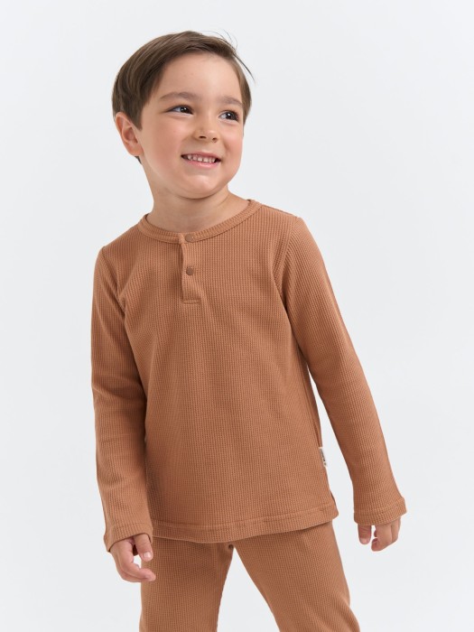 пижама из вафельной ткани "песок" по цене 1839 руб вид справа