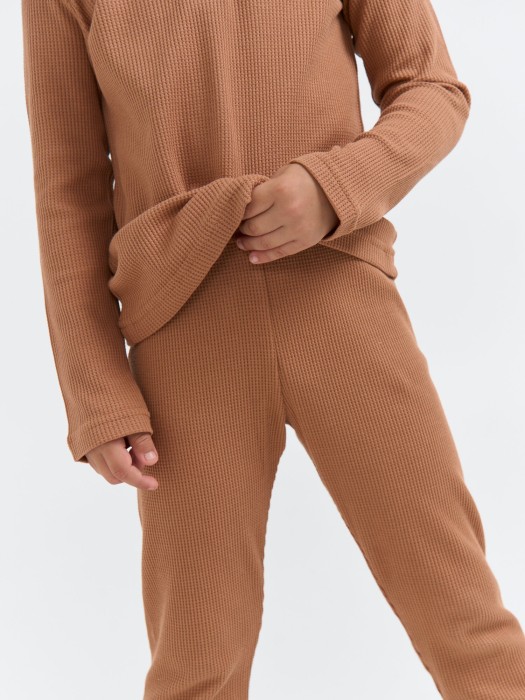 пижама из вафельной ткани "песок" из россии вид сбоку