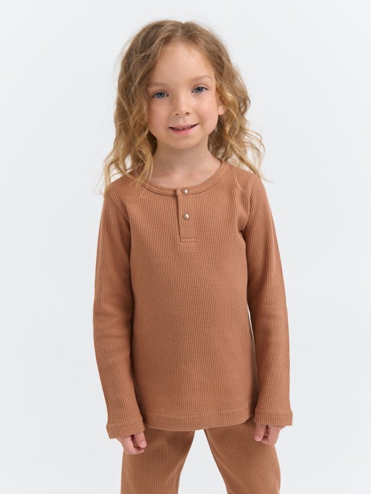 Товар песочного цвета с внутренней стороны