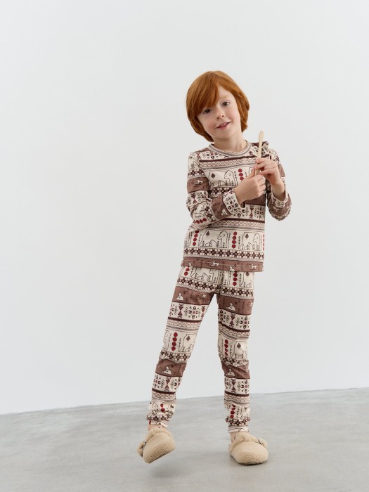 пижама "лесные сказки" по цене 1559 руб вид справа