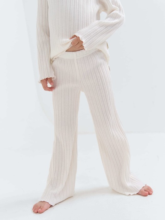 пижама "молоко" по цене 2239 руб вид справа