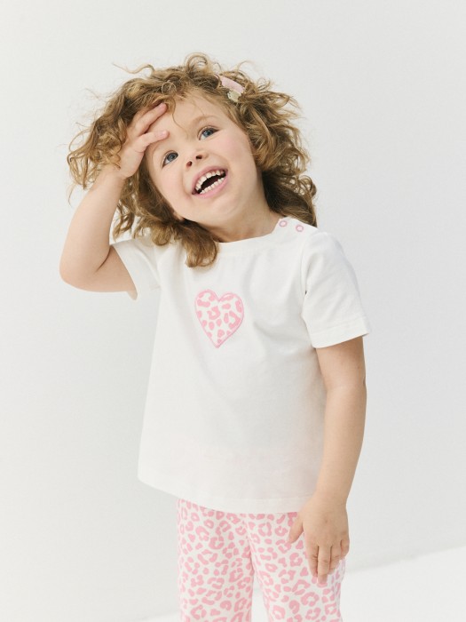 пижама "розовый леопард" с коротким рукавом 0+ из проверенных материалов спереди