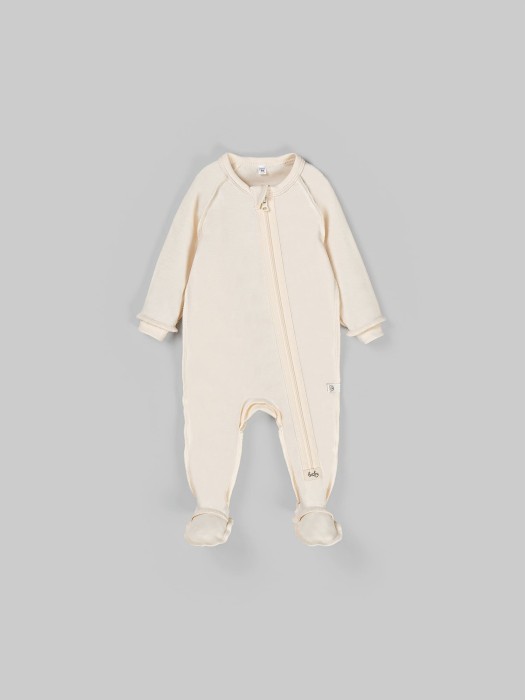 пижама-слип с закрытой ножкой "топлёное молоко" 0+ от бренда bungly вид слева