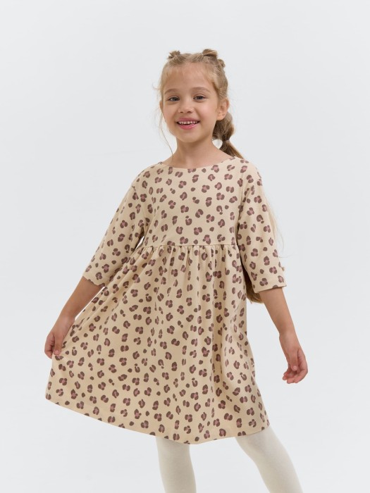 Товар бежевого цвета с внутренней стороны