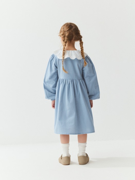 платье с ажурным воротником "звездочка" из проверенных материалов спереди