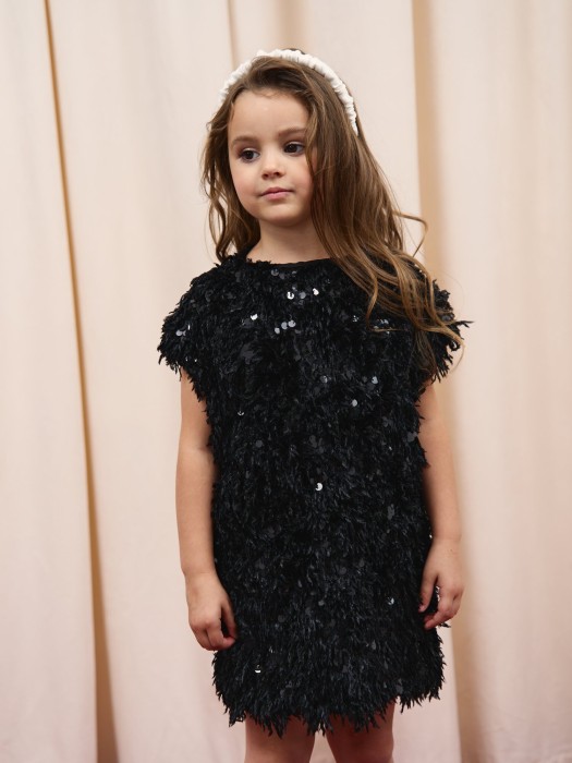 платье с перьями "уголь" от бренда bungly вид слева