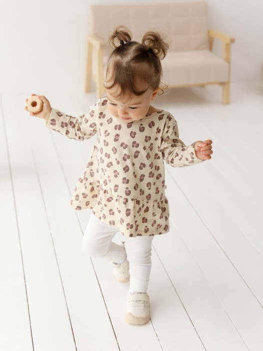 платье-туника "бежевый леопард" 0+ по цене 979 руб вид справа