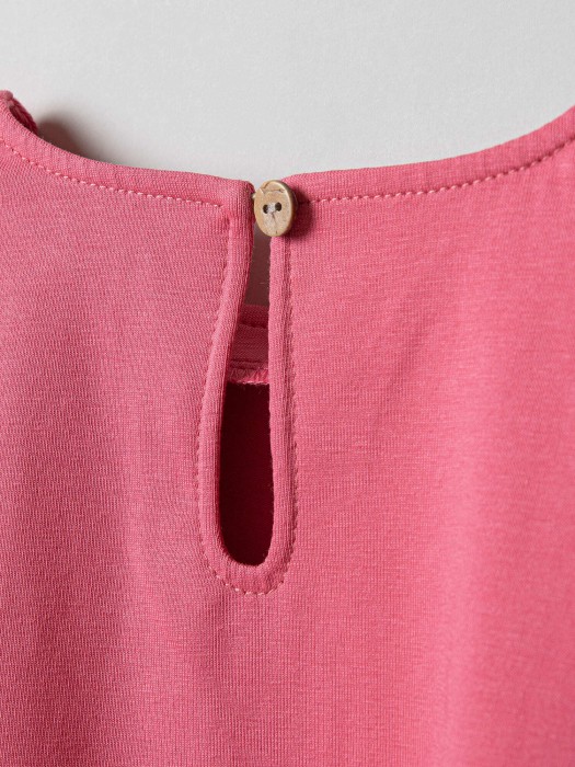 Товар кораллового цвета с внутренней стороны