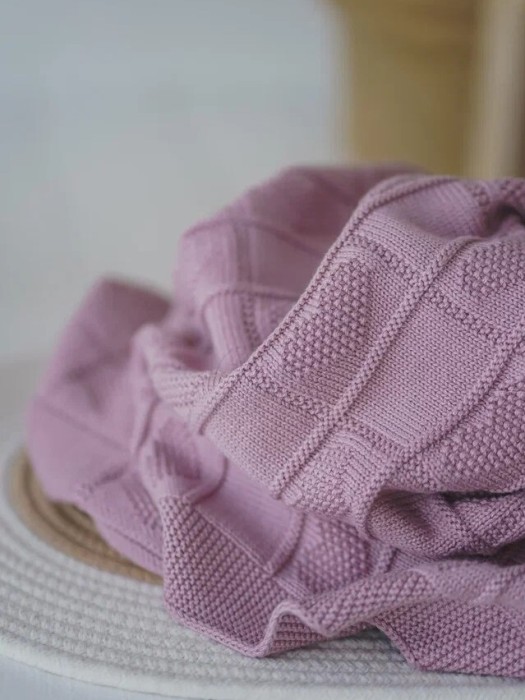 плед вязаный хлопковый "пудра" 0+ из россии вид сбоку