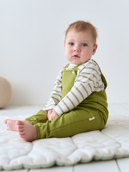 полукомбинезон облегченный "олива" 0+ от бренда bungly вид слева