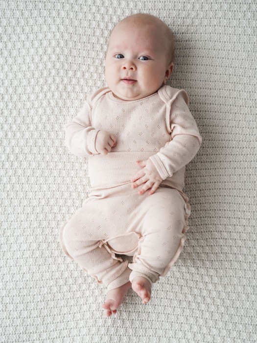 ползунки "нюд" из ажурного хлопка 0+ из россии вид сбоку