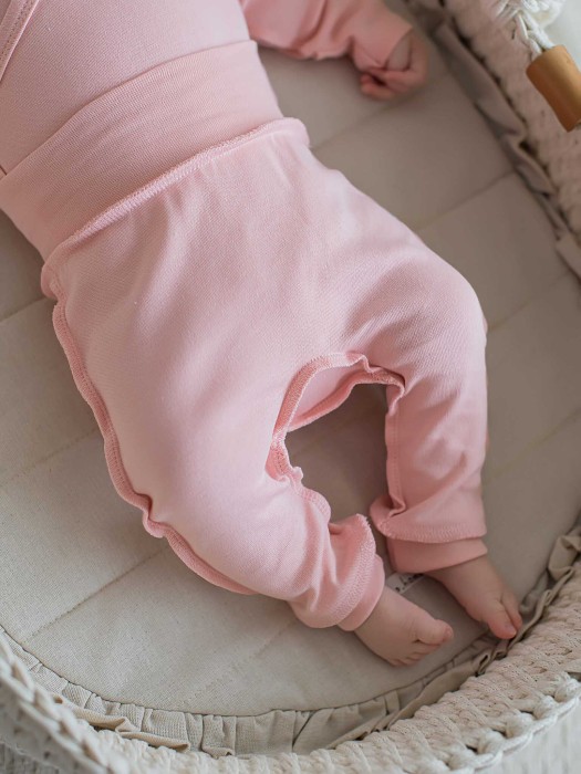 ползунки с наружными швами "чайная роза" 0+ от бренда bungly вид слева