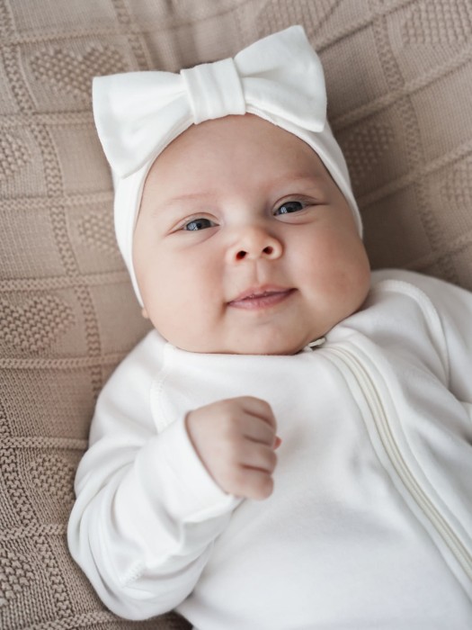 повязка-чалма "сливки" 0+ от бренда bungly вид слева