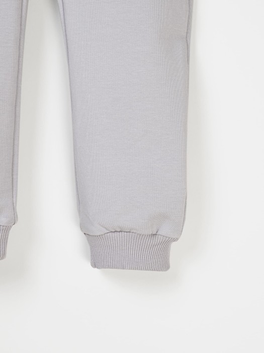 Товар пепельного цвета с внутренней стороны