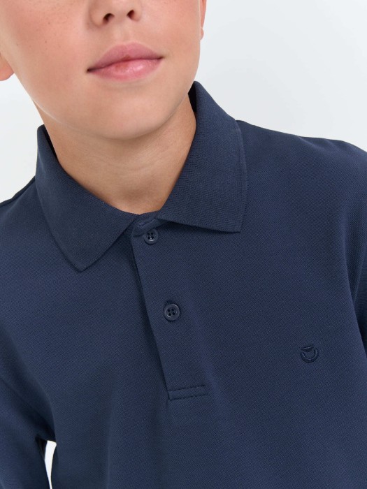 Товар синего цвета с внутренней стороны