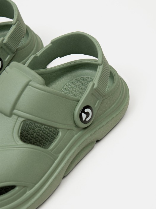 сабо "олива" из проверенных материалов спереди