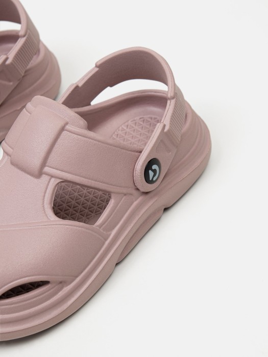 Товар пудрового цвета с внутренней стороны