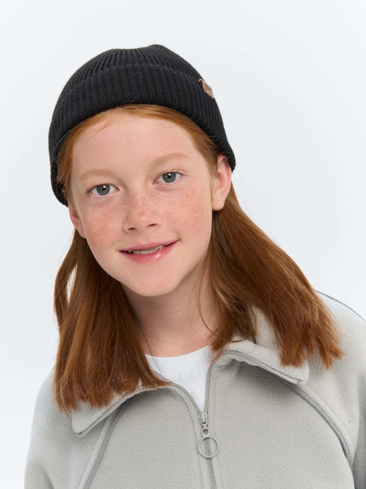 шапка бини хлопковая "уголь" 7+ от бренда bungly вид слева