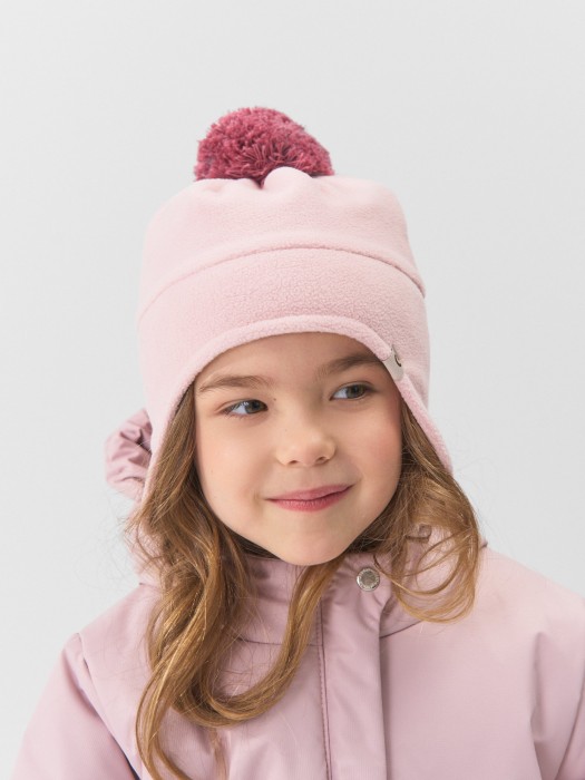 шапка флисовая "пудра" из россии вид сбоку