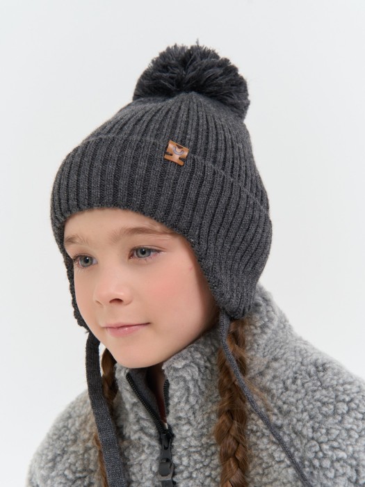 шапка из смесовой шерсти "графит" на завязках из шерсти спереди