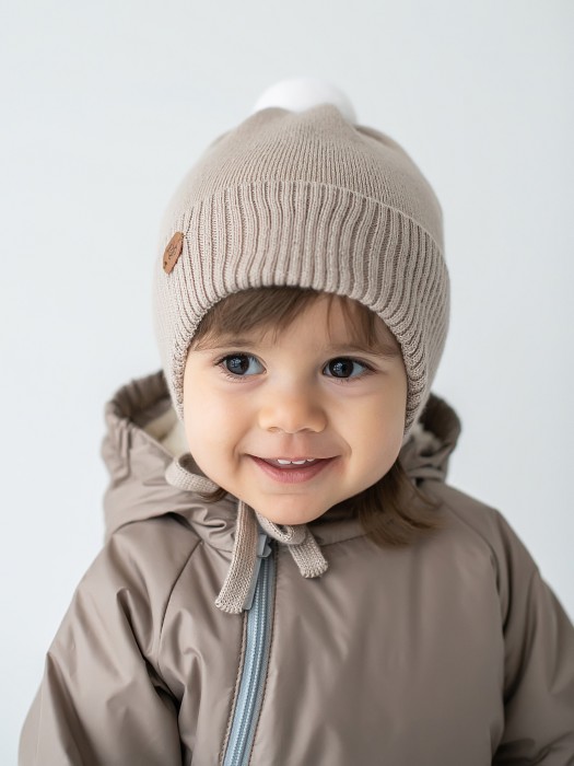 шапка из смесовой шерсти "нюд" 0+ от бренда bungly вид слева
