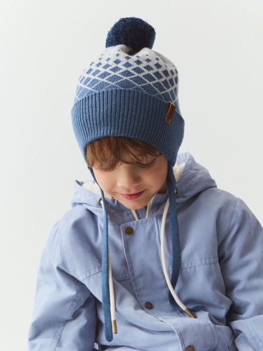 шапка из смесовой шерсти "ромбы джинс" от бренда bungly вид слева