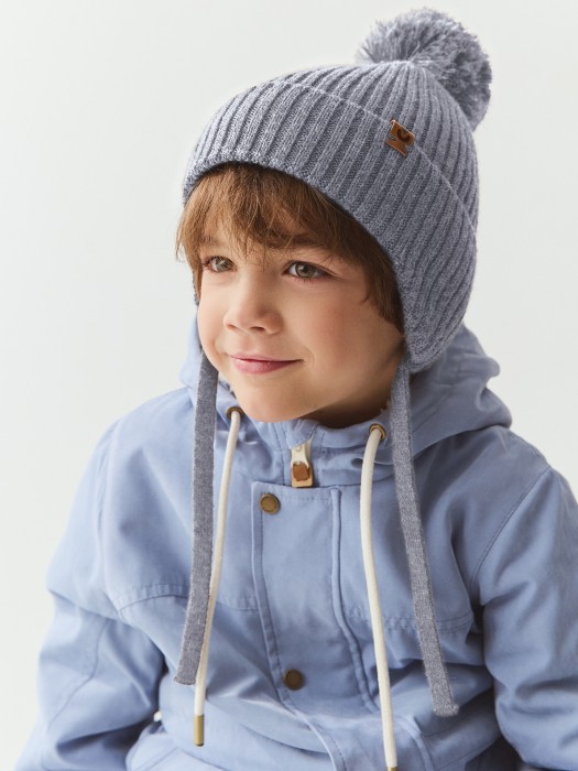 шапка из смесовой шерсти "жемчуг" на завязках по цене 1799 руб вид справа