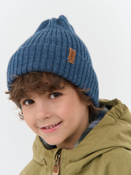 шапка тыква из смесовой шерсти однослойная "деним" от бренда bungly вид слева