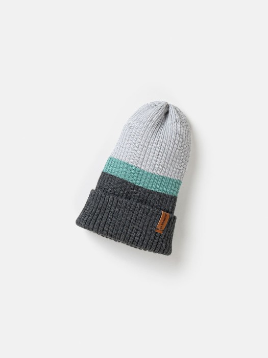 шапка тыква из смесовой шерсти однослойная колор блок "графит" по цене 1799 руб вид справа