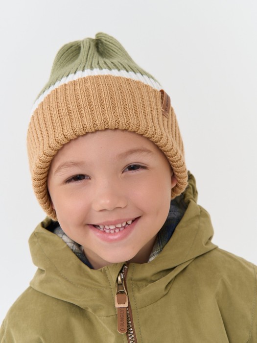 Товар песочного цвета с внутренней стороны