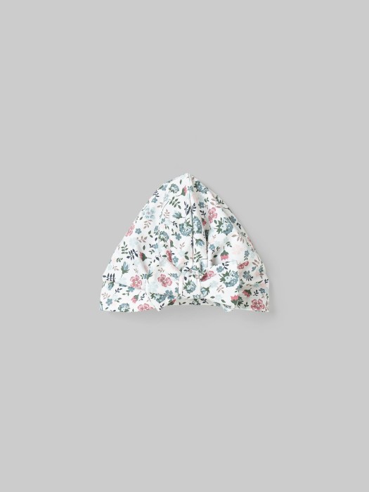 шапка тюрбан "цветы" 0+ от бренда bungly вид слева