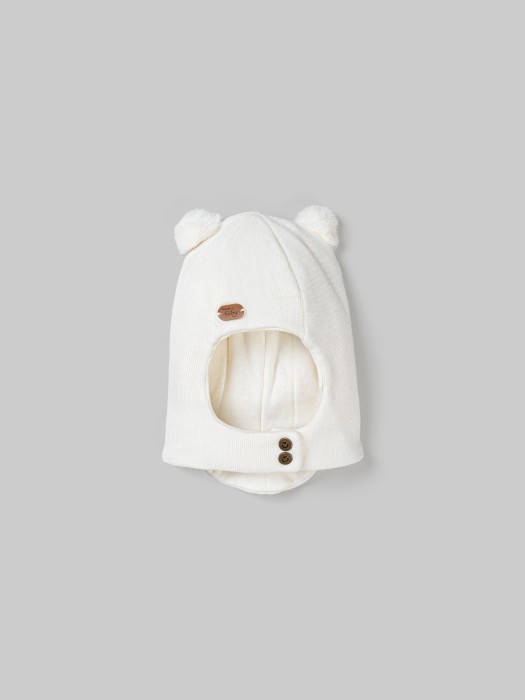 шлем зимний из смесовой шерсти "снежок" на кнопках 0+ от бренда bungly вид слева