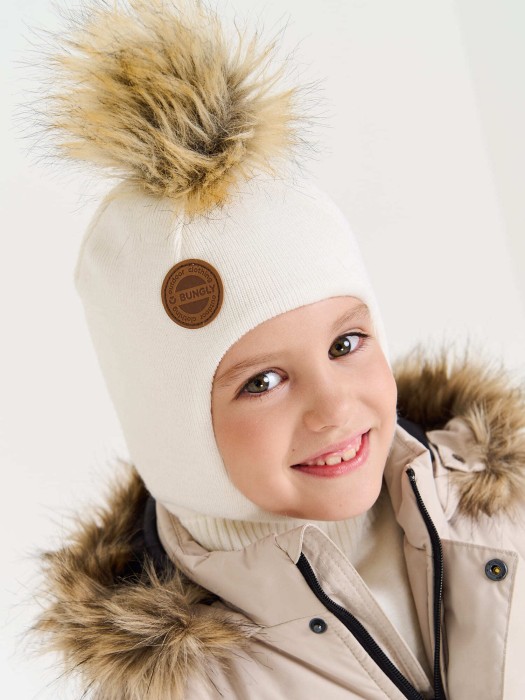 шлем зимний из смесовой шерсти "снежок" с меховым помпоном фотография
