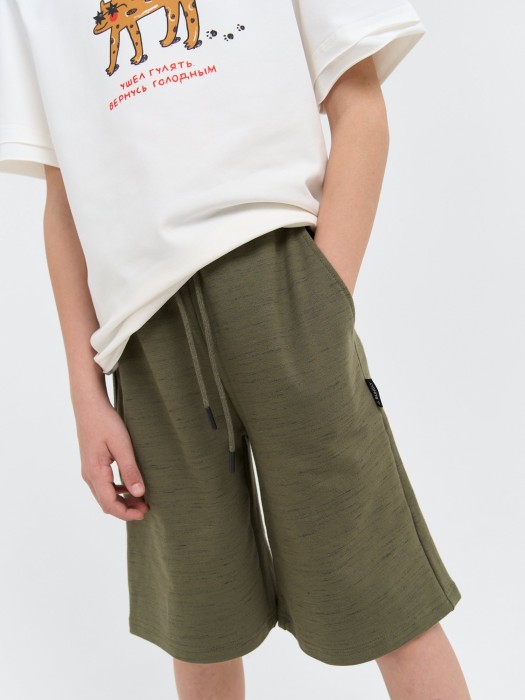 шорты бермуды "хаки" 7+ из россии вид сбоку